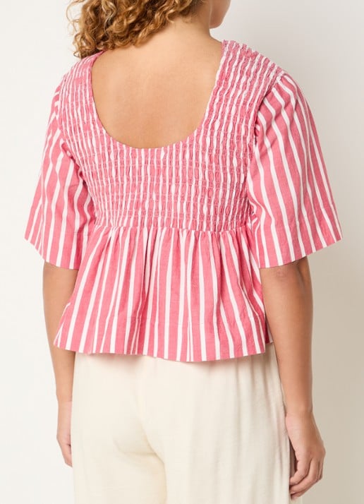 by-bar Runa tuniek met smockwerk en streepprint - achterkant 3 koraalrood