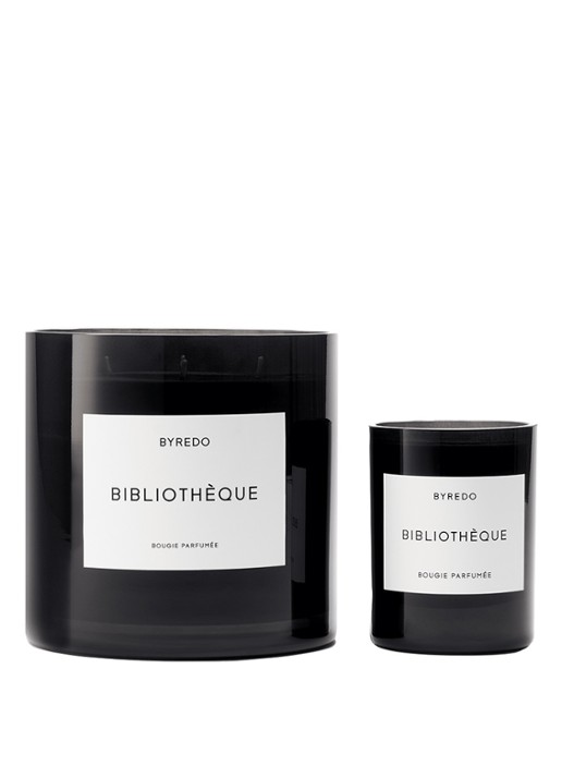 Byredo Bibliotheque Candle - geurkaars 1500 gram - detail beige