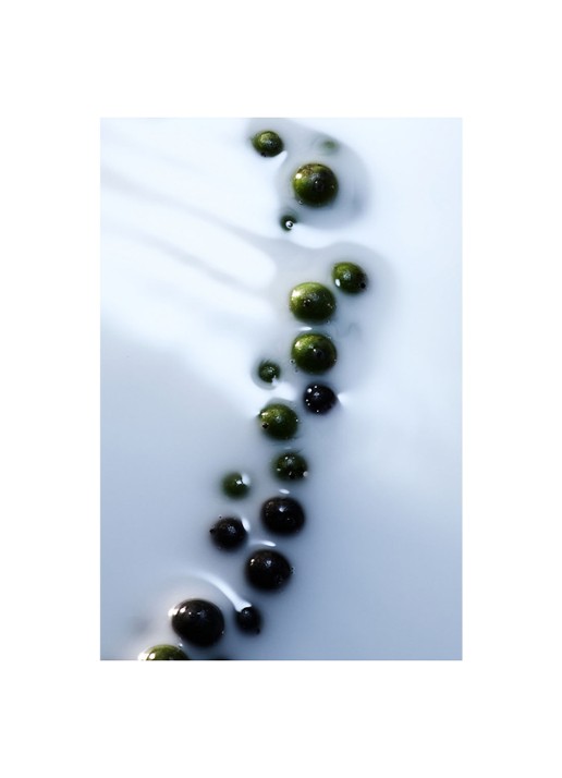 Byredo Blanche Absolu de parfum - detail 4 beige