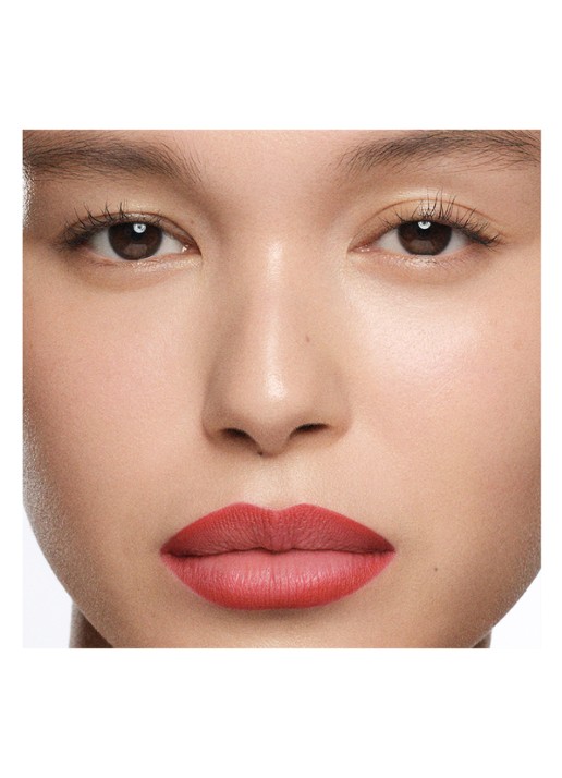 Byredo Lip Pencil - lippotlood - detail 2 red