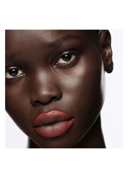 Byredo Lip Pencil - lippotlood - detail 3 red