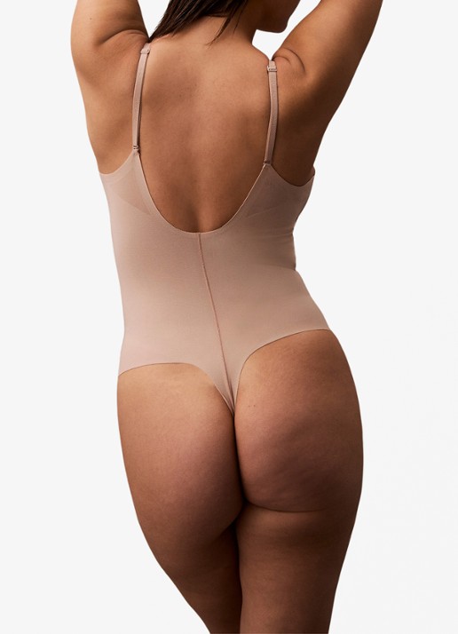 Calvin Klein Corrigerende string body - achterkant 3 beige
