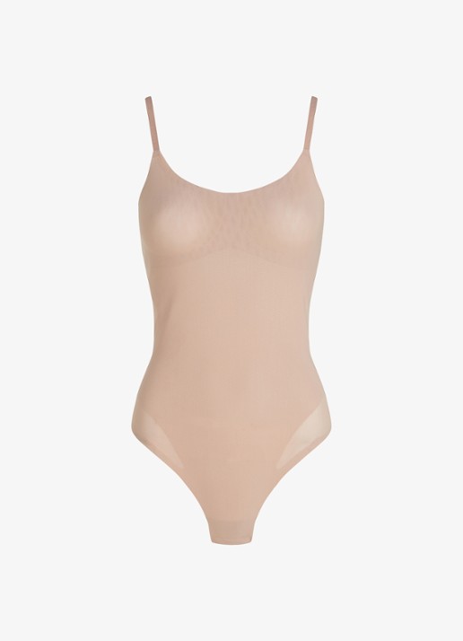 Calvin Klein Corrigerende string body - voorkant beige