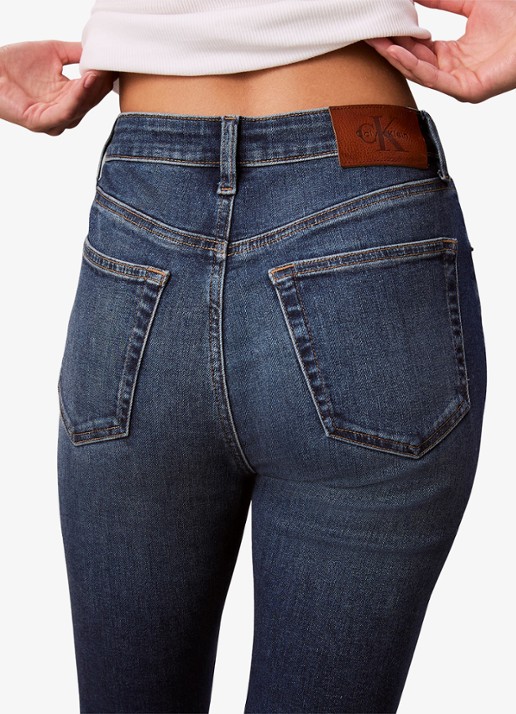 Calvin Klein Mid waist skinny jeans met lichte wassing - detail 5 indigo
