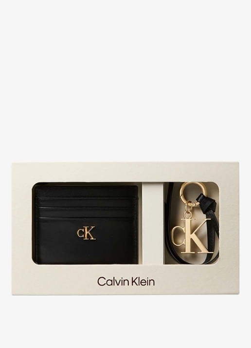 Calvin Klein Pasjeshouder van leer met hanger - voorkant zwart