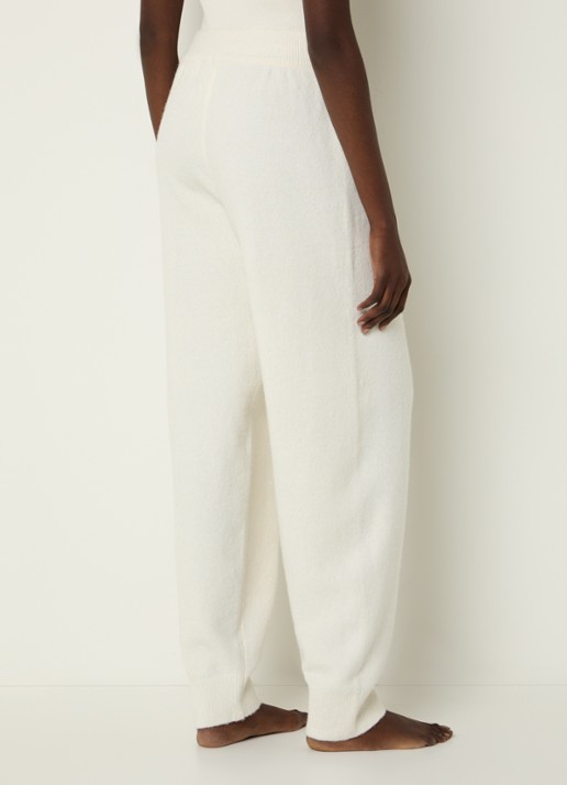 Calvin Klein Plush high waist tapered fit fijngebreide joggingbroek in wolblend - achterkant 3 gebroken wit