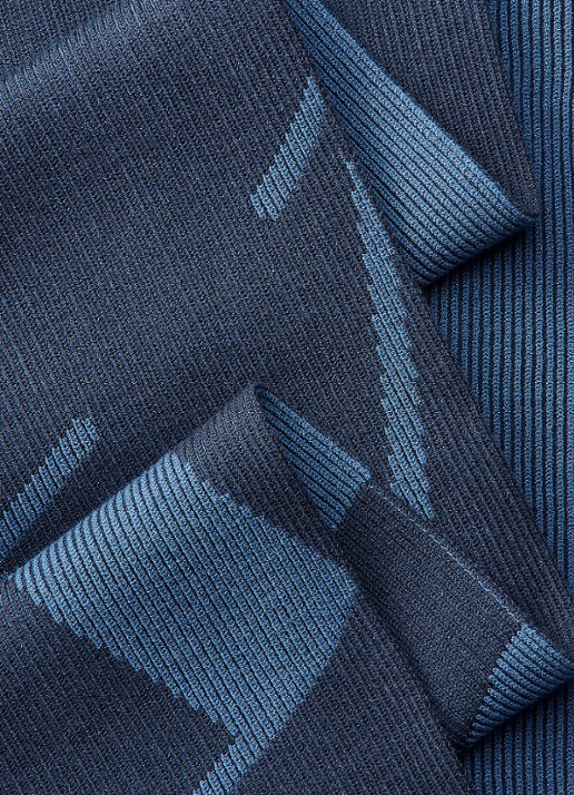 Calvin Klein Ribgebreide sjaal met logoprint 170 x 28 cm - detail indigo
