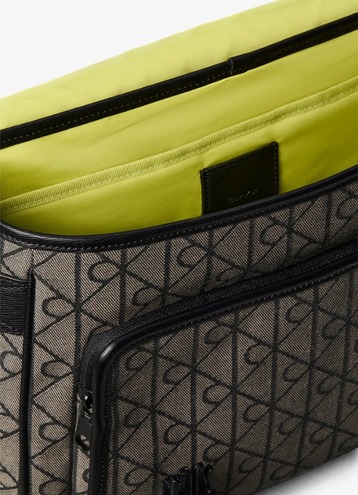 Calvin Klein Schoudertas met logoprint - detail 4 zwart