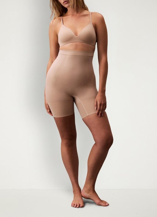 Calvin Klein Secure Sculpt high waisted corrigerende short - voorkant 2 beige