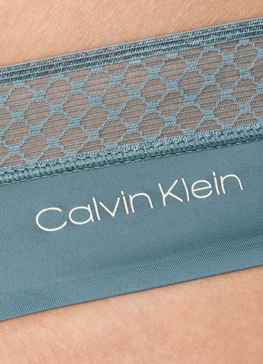 Calvin Klein Seductive Comfort string met kant - detail 3 staalblauw