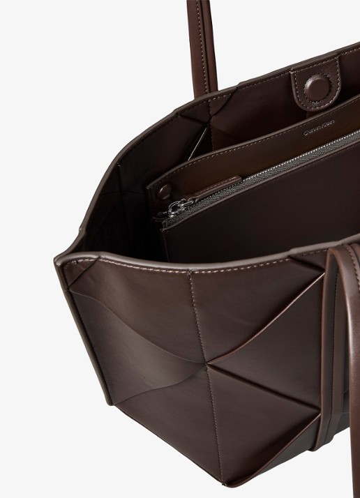 Calvin Klein Shopper met gevlochten detail - detail 4 delicioso-bal /  bruin
