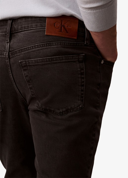 Calvin Klein Slim fit jeans met steekzakken - detail 3 donkergrijs