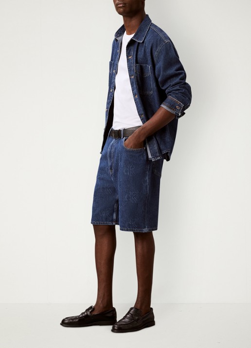 Calvin Klein Straight fit korte broek van denim met logoprint - detail 3 ck pacifico aop-zgx /  blauw