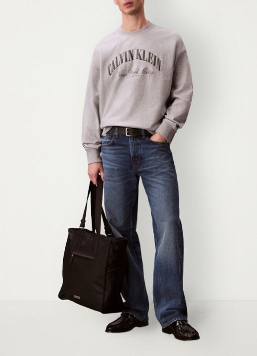 Calvin Klein Sweater met logo - voorkant 3 lichtgrijs