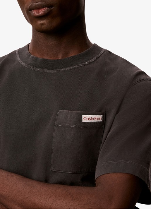 Calvin Klein T-shirt met borstzak - detail 5 antraciet