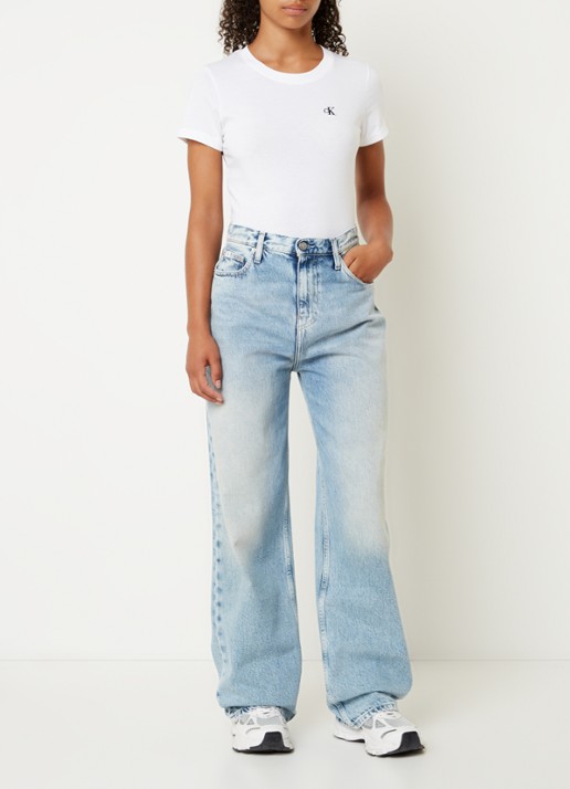 Calvin Klein T-shirt met logoborduring - voorkant 3 wit