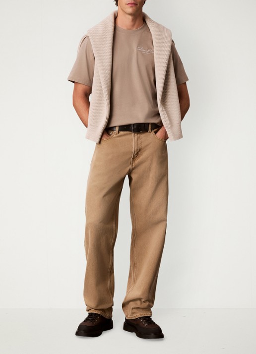 Calvin Klein T-shirt met logoborduring - voorkant 2 beige