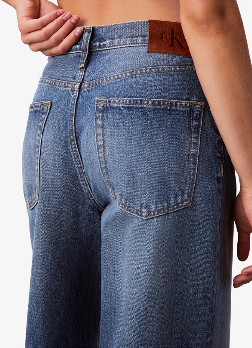 Calvin Klein Wide leg jeans met medium wassing  - detail 5 indigo