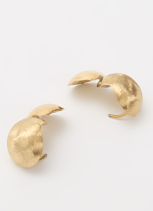 Camps & Camps Matte Huggy oorringen verguld - detail 2 goud