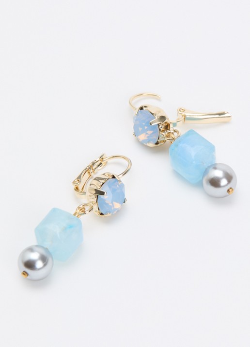 Camps & Camps Oorhangers met Swarovski verguld - detail blauw