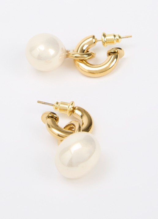 Camps & Camps Oval Pearl oorringen verguld - detail parelmoer