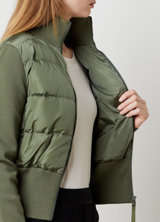 Canada Goose Hybridge Wide fijngebreid vest van merino wol met gewatteerd voor- en achterpant - detail 3 groen