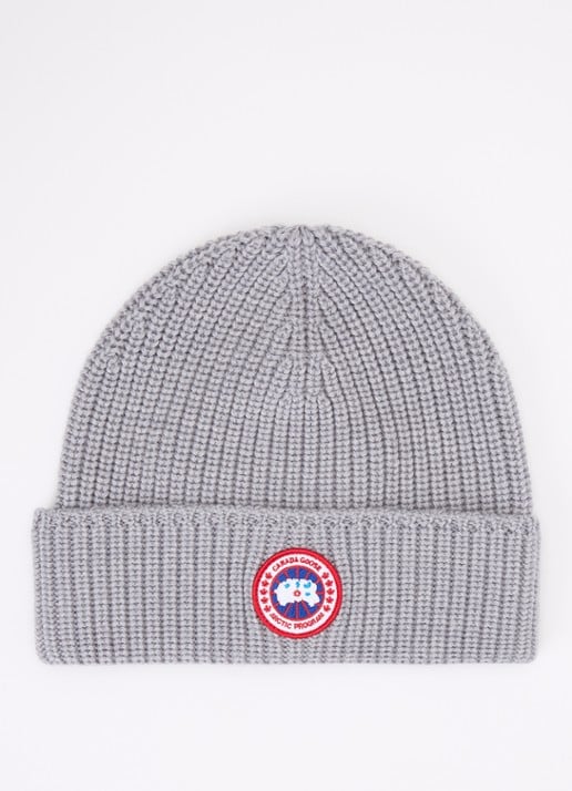Canada Goose Ribgebreide muts van wol met logo - voorkant grijs