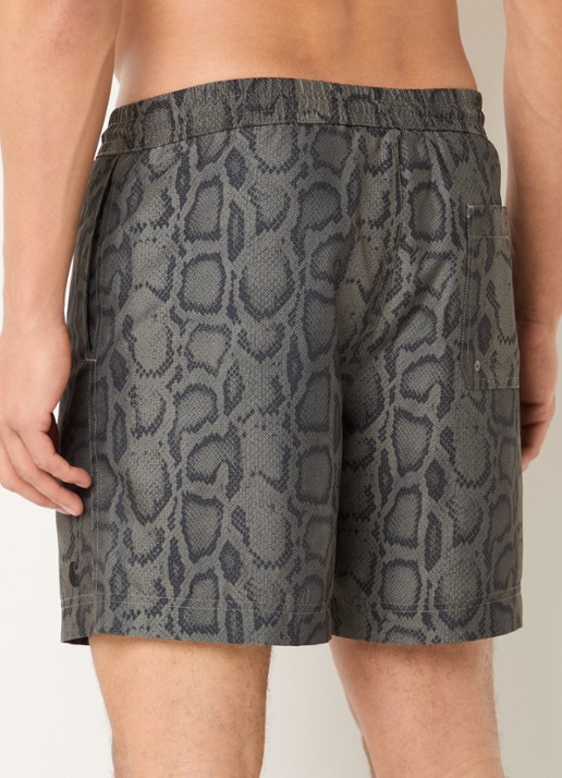 Carhartt WIP Slater zwemshorts met slangenprint - achterkant bronsgroen