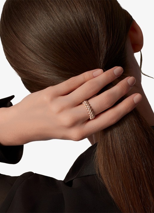 Cartier Clash de Cartier ring, klein model van 18 karaat roségoud met 0.31 ct diamant CRN4796100 - achterkant roségoud