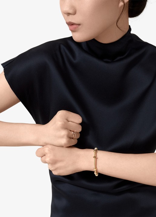 Cartier Écrou de Cartier bangle van 18 karaat geelgoud CRB6063817 - detail 10 geelgoud