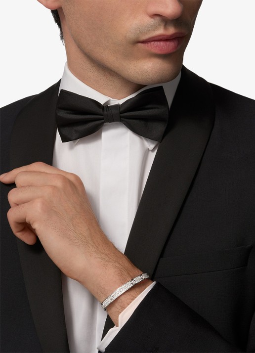 Cartier LOVE armband, klassiek model van 18 karaat witgoud met 4.04 ct diamant CRN6727417 - voorkant 8 witgoud