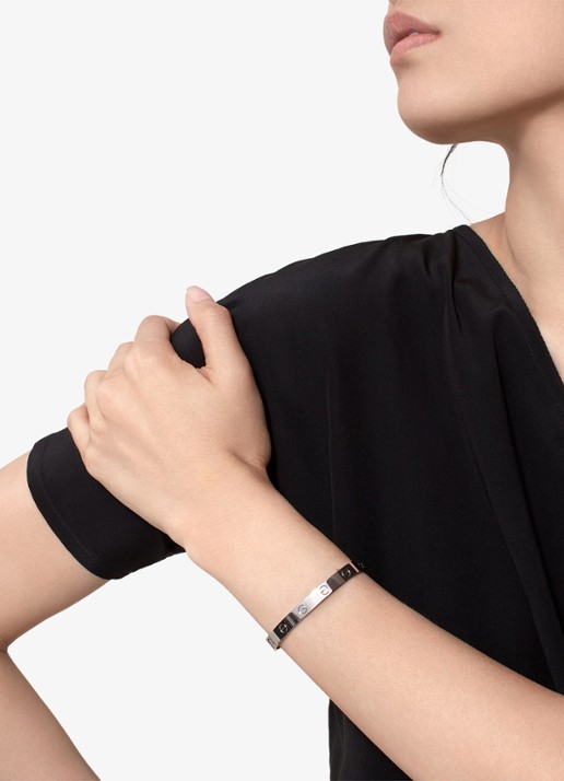 Cartier LOVE bangle, open, klassiek model van 18 karaat witgoud CRB6032517 - voorkant 2 witgoud