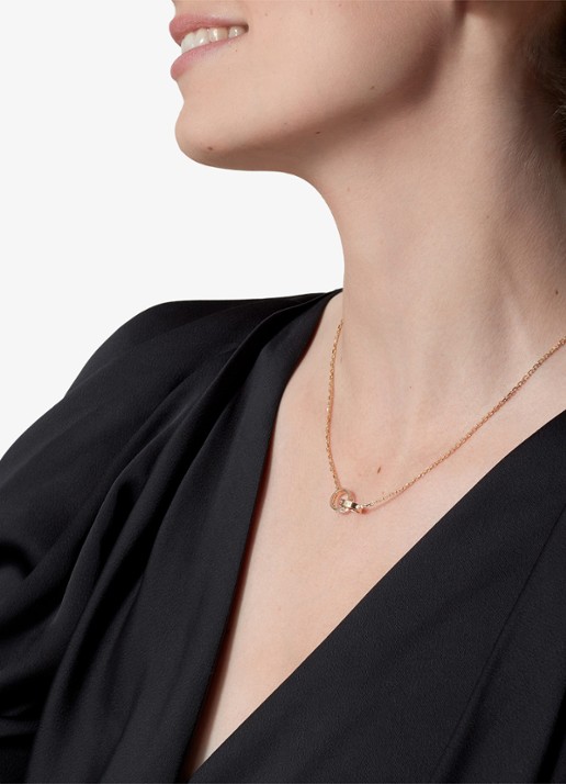Cartier LOVE ketting van 18 karaat geelgoud met 0.22 ct diamant CRB7013800 - voorkant 2 geelgoud