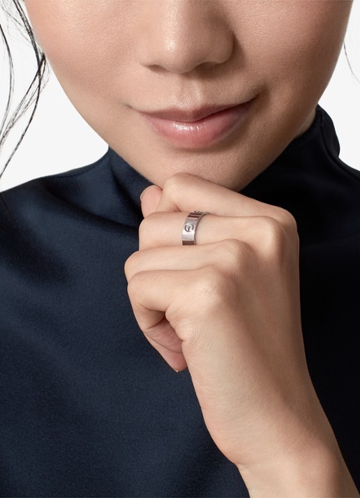 Cartier LOVE ring, klassiek model van 18 karaat witgoud CRB40847 - achterkant 8 witgoud