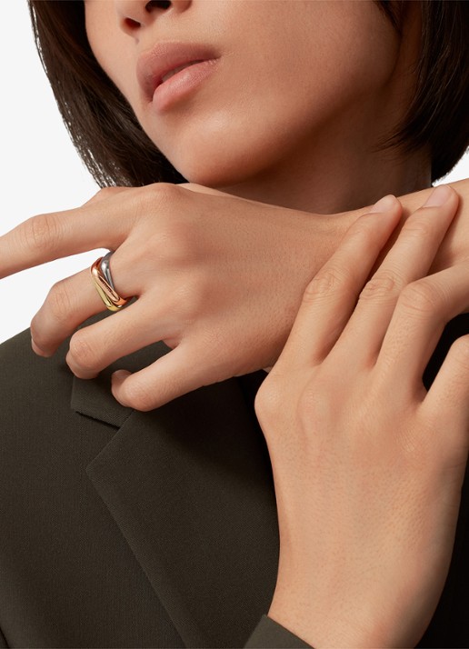 Cartier Trinity ring van 18 karaat rosé-, wit-, en geelgoud CRB42406 - achterkant 8 multicolor