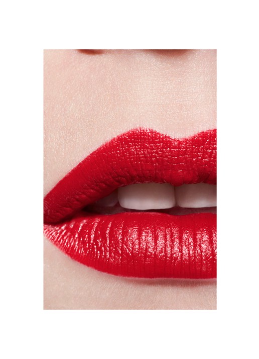 CHANEL BIJZONDER INTENSE LIPPENSTIFT. EXTRACT VAN LICHT EN VERZORGING - detail 5 854 rouge puissant