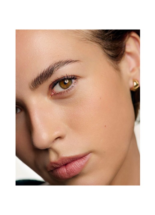 CHANEL CRÈMEGEL MET ZONOVERGOTEN FINISH. NATUURLIJKE HEALTHY GLOW MET ZONGEBRUIND EFFECT. - detail 4 soleil tan bronze
