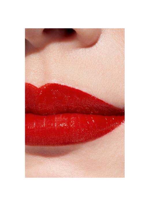 CHANEL DE LANGHOUDENDE HYDRATERENDE EN GLADSTRIJKENDE VERZORGENDE LIPPENSTIFT MET SATIJNGLANS - detail 4 118 new york