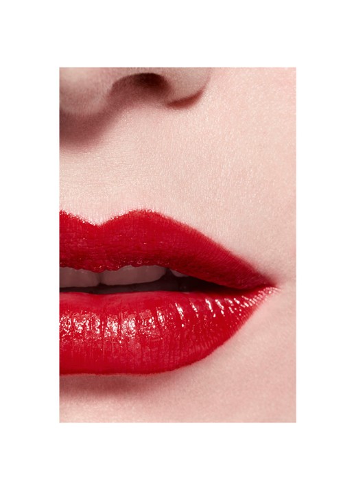 CHANEL DE LANGHOUDENDE HYDRATERENDE EN GLADSTRIJKENDE VERZORGENDE LIPPENSTIFT MET SATIJNGLANS - detail 6 120 gabrielle