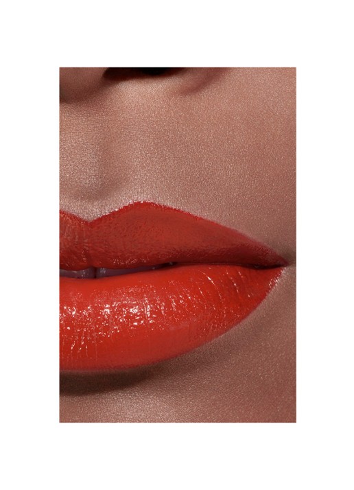CHANEL DE LANGHOUDENDE HYDRATERENDE EN GLADSTRIJKENDE VERZORGENDE LIPPENSTIFT MET SATIJNGLANS - detail 4 116 lido