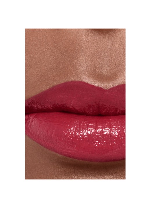 CHANEL DE UITERST LANGHOUDENDE GLANZENDE VLOEIBARE LIPPENSTIFT - detail 5 66 permanent 