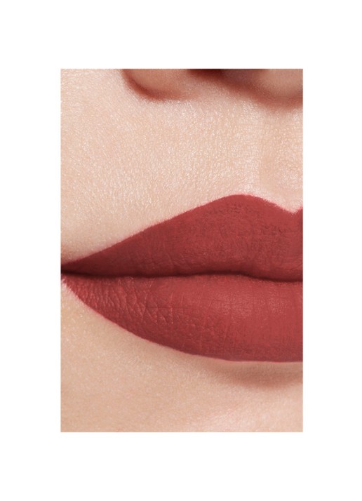CHANEL DE ULTRA-LANGHOUDENDE INTENS MATTE VLOEIBARE LIPPENSTIFT - detail 4 226 séduisante