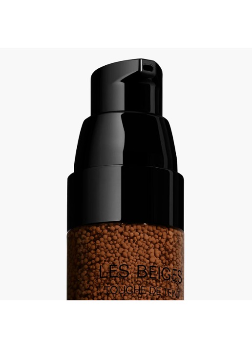CHANEL EGALISEREN – LATEN STRALEN – HYDRATEREN. - detail 3 b140 