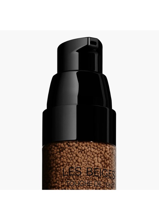 CHANEL EGALISEREN – LATEN STRALEN – HYDRATEREN. - achterkant 5 b110