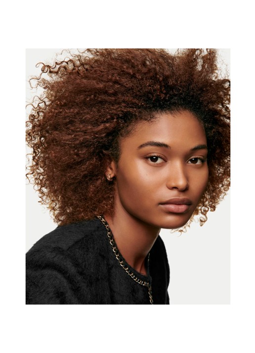 CHANEL EGALISEREN – LATEN STRALEN – HYDRATEREN. - detail 4 bd101