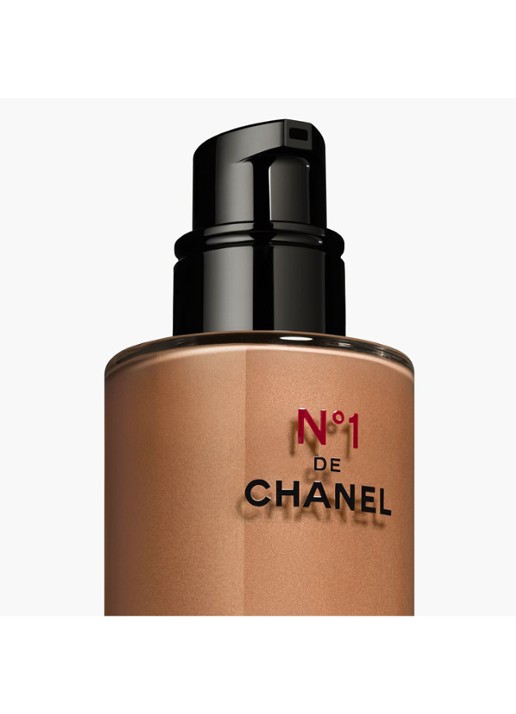 CHANEL FRISSER LATEN STRALEN – EGALISEREN – DE TEINT PERFECTIONEREN - detail 2 intense amber