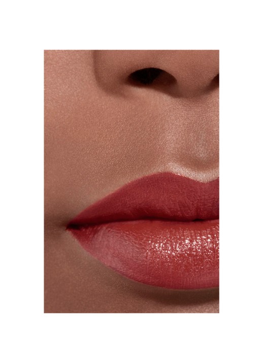 CHANEL INTENSE LIPPENSTIFT - detail 6 211 subtile 