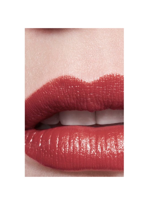 CHANEL INTENSE LIPPENSTIFT - detail 7 211 subtile 