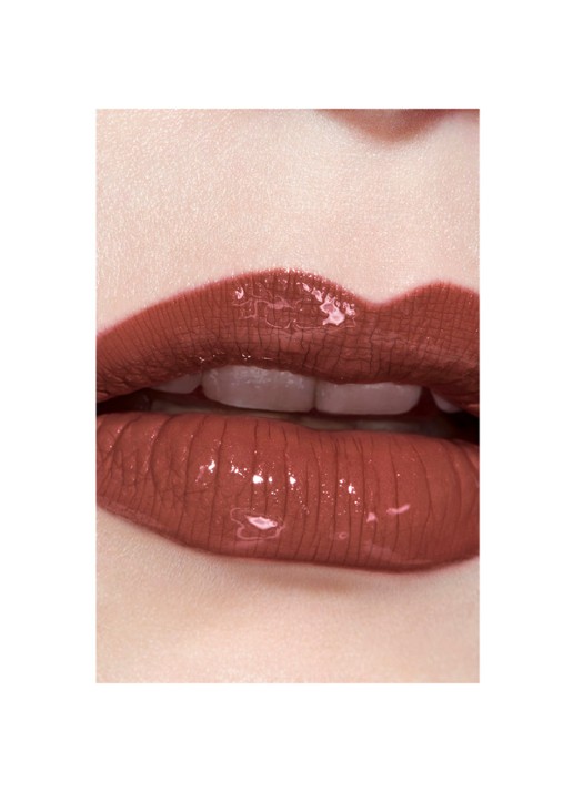 CHANEL LANGHOUDEND LIPPENDUO - detail 5 182 light brown