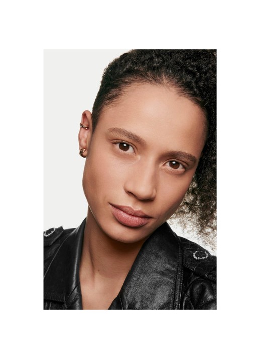 CHANEL LANGHOUDENDE UITERST COMFORTABELE COMPACTE FOUNDATION MET PERFECTE FINISH - detail 5 b50